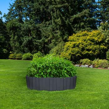 Preview: Robuste Beetumrandung aus Holz in edlem Dunkelgrau, 200 x 20/35 cm - dekorative Gartenbegrenzung für Beete, Wege & Rasen, wetterfest & langlebig