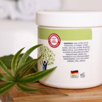 Preview: Crema Trattante Anti-Aging al Melograno 250 ml – Trattamento lenitivo per morbidezza e vitalità – Adatta a tutti i tipi di pelle